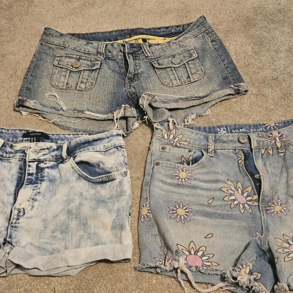 Lot Of 4 Denim Name Brand Juniors/ Women Shorts